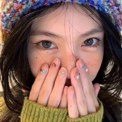 薰香花朵凛然绽放